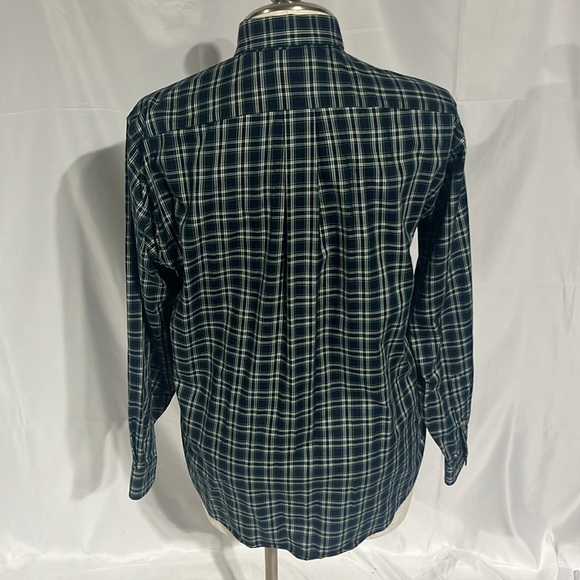 L.L.Bean men’s traditional fit cotton plaid button down shirt size medium . - Picture 4 of 9